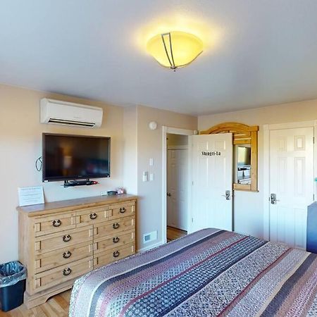 Tacit Shadow Resort Shangri-La King Suite, Gym, Coffee Bar, Hot-Tub, Free Laundry, Food Available Parowan Dış mekan fotoğraf